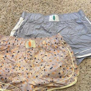 Bundle of 2 FP movement shorts